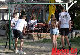 Több mint ezer végzős diák ünnepelt az újvidéki Strandon