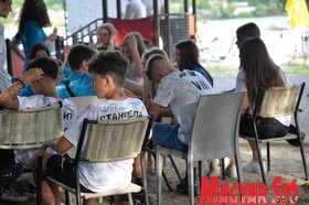 Több mint ezer végzős diák ünnepelt az újvidéki Strandon