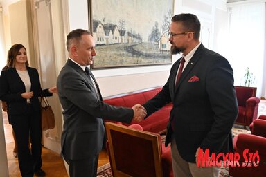 Magyar József Magyarország belgrádi nagykövetének fogadása a tartományi parlamentben