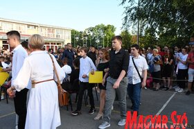 Elballagtak a szenttamási nyolcadikosok
