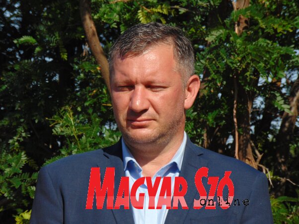 Tóth Zoltán, a szajáni helyi közösség tanácsának elnöke (A szerző felvétele) Tóth Zoltán, a szajáni helyi közösség tanácsának elnöke (A szerző felvétele)
