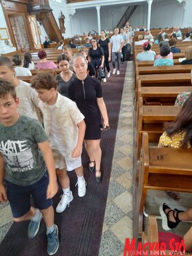 Tanév-, meggy- és falunap záró istentisztelet Bácsfeketehegyen