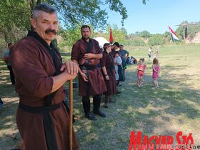 Ősök Napja Bajsán