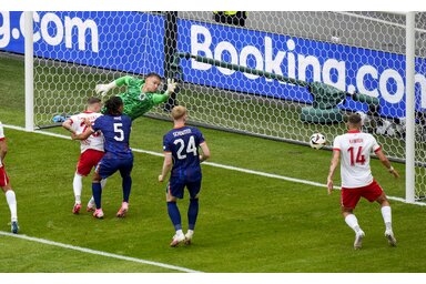 Buksa találata kevés volt a lengyel sikerhez (Fotó: Beta)