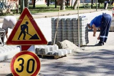 Parkolóhelyeket is kialakítanak (Fotó: Vidács Hajnalka)