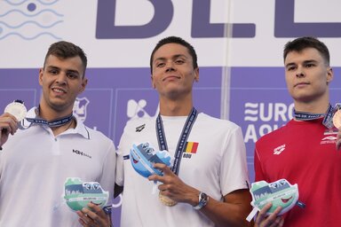 A férfi 100 m gyors dobogósai, jobbról Barna Andrej (Beta/AP)