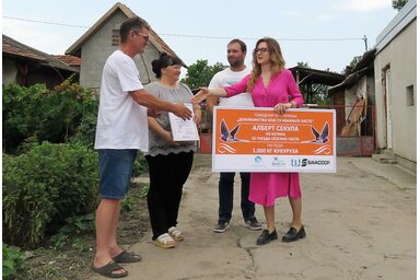 Az egy tonna kukorica jó helyre került Tamásfalván (Kecskés István felvétele)