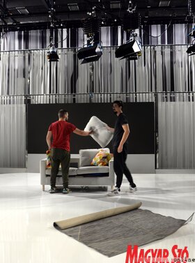 A Vajdasági RTV székházába látogatott a tartományi kormányfő
