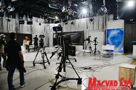 A Vajdasági RTV székházába látogatott a tartományi kormányfő