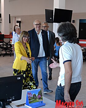 A Vajdasági RTV székházába látogatott a tartományi kormányfő