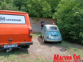 Oldtimer-kiállítás Bácskossuthfalva központjában
