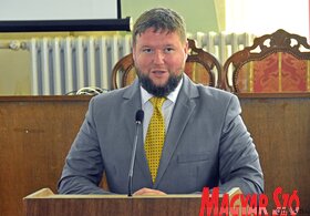 Levéltáros vándorgyűlés Zentán