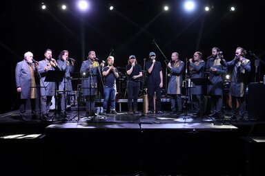 A Szent Efrém Férfikar és a Platon Karateav együttes közös produkciója (Lakatos János felvétele)