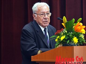 Községnapi díszülés Adán