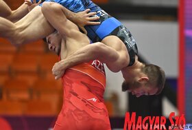 Juhász Bálint átadta az érmeket az újvidéki birkózó Európa-bajnokságon