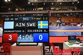 Juhász Bálint átadta az érmeket az újvidéki birkózó Európa-bajnokságon