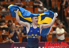 Juhász Bálint átadta az érmeket az újvidéki birkózó Európa-bajnokságon