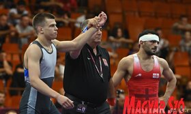 Juhász Bálint átadta az érmeket az újvidéki birkózó Európa-bajnokságon