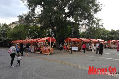 A kézművesek számára minden hónapban megszervezik a vásárt (Fotó: Vidács Hajnalka)