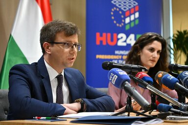 Bóka János Brüsszelben (Fotó: MTI)