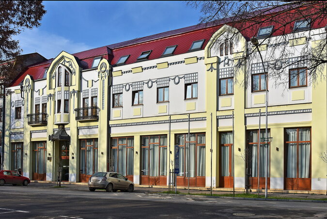 A Royal Hotel Zenta egyik legszebb középülete (Gergely József felvétele)