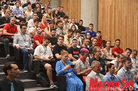 A Kelet-Európai Gépi Tanulás Nyári Iskola ünnepélyes megnyitója Újvidéken