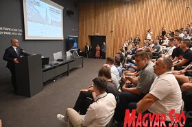 A Kelet-Európai Gépi Tanulás Nyári Iskola ünnepélyes megnyitója Újvidéken