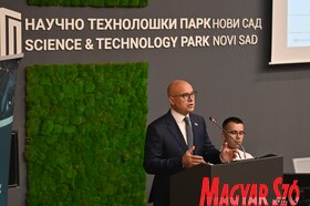 A Kelet-Európai Gépi Tanulás Nyári Iskola ünnepélyes megnyitója Újvidéken