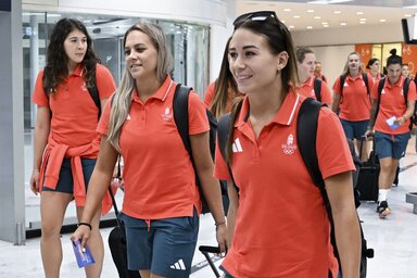 A magyar kézilabdás lányok is megérkeztek Párizsba, holnap már meccsük van (Fotó: MTI)