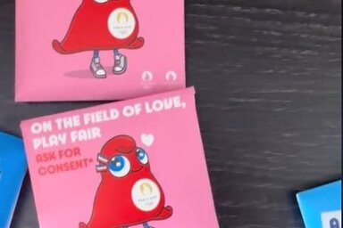 TikTok/Sarah Douglas