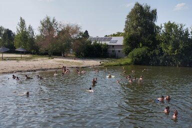 A Tisza holtága Bácsföldvárnál kiváló alkalmat nyújt a kikapcsolódásra és a lubickolásra is (Fotó: Kancsár Izabella)