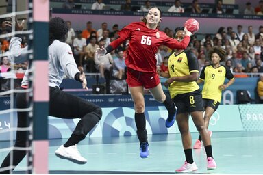 Egyelőre nagyon hektikus a magyar lányok játéka (Fotó: MTI)