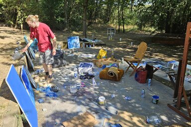 Alkotás művészi rendetlenségben (Albert Éva felvétele)