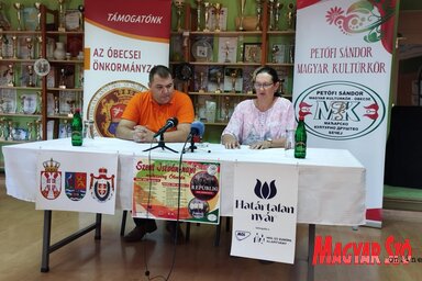Kiss Igor és Ricz Kasziba Beáta a sajtótájékoztatón (Fotó: Kancsár Izabella felvétele)