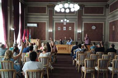 A képviselők elfogadták Óbecse község idei költségvetésének első átütemezéséről szóló határozatot (Kancsár Izabella)