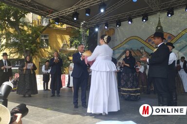 Az új kenyeret Srđan Samardžić vette át (Lukács Melinda felvétele)