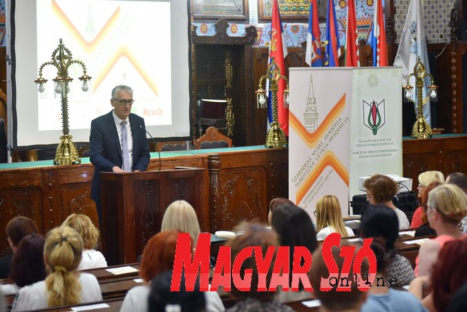 Csapó Nándor, a Horvátországi Magyar Pedagógusok Fórumának elnöke (Fotó: Molnár Edvárd) Csapó Nándor, a Horvátországi Magyar Pedagógusok Fórumának elnöke (Fotó: Molnár Edvárd)