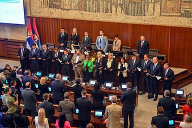 A kormánytagok eskütételének pillanata (Fotó: A tartományi kormány archív felvétele)