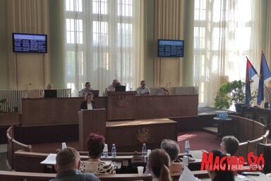 Gyors és konstruktív ülésen fogadták el a napirendi pontokat (Horváth Attila felvétele)