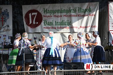 Kalocsai Asszonykarikázó (Fotó: Paraczky László)