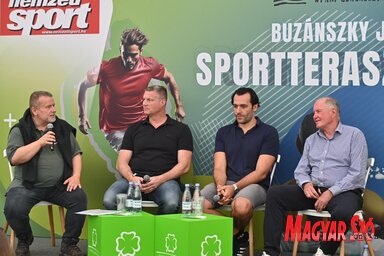 A beszélgetésen Vári Attila és Gór-Nagy Miklós is részt vett. Vári két olimpiai győzelemből vette ki a részét, Gór-Nagy a következő nemzedékkel lett világbajnok (Fotó: Ótos András felvétele)