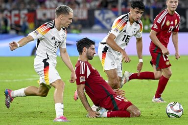 A második félidőben a magyarok már nem tudták megállítani a német támadásokat (Fotó: MTI)