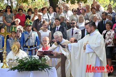 Oltáriszentségi körmenet a nagy búcsún (Fotó? Ótos András)