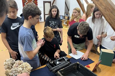 A szabadulószoba kulcsát Juhász Erzsébet írógépében rejtették el (Nagygellér Hunor felvétele)