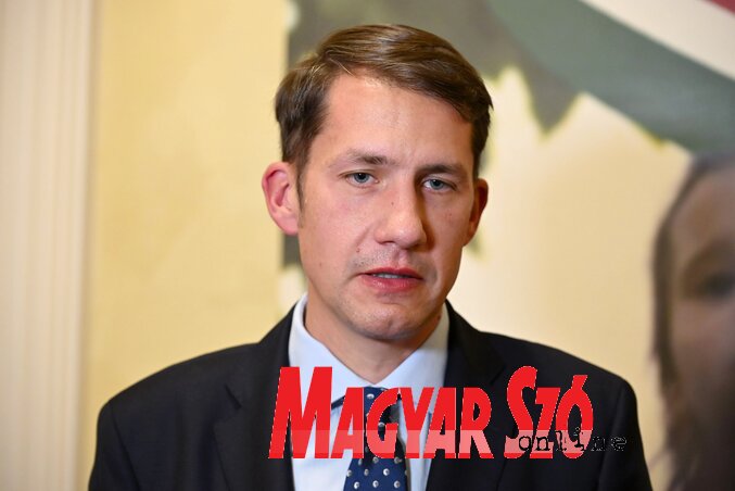 Dr. Pásztor Bálint (Molnár Edvárd felvétele) Dr. Pásztor Bálint (Molnár Edvárd felvétele)