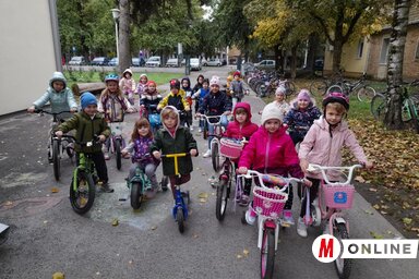 Az ovisok szerdán bicikliztek (Fotó: Vidács Hajnalka)