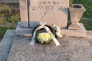 Minden évben megkoszorúzzák Bosnyák Ernő sírját a zombori temetőben (Magyar Polgári Kaszinó)