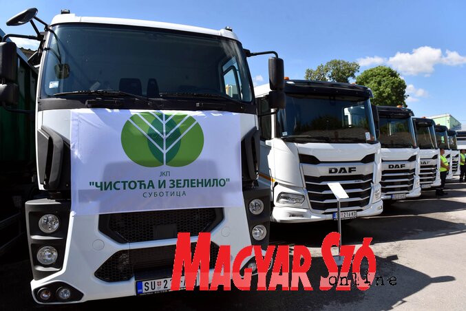Iznova se stvaraju manje i veće divlje deponije, a njihov nastanak je teško sprečiti uprkos strogim kaznama Iznova se stvaraju manje i veće divlje deponije, a njihov nastanak je teško sprečiti uprkos strogim kaznama