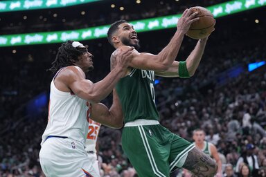 Jayson Tatum 8 triplát, összesen 37 pontot rámolt be a New Yorknak (Fotó: Beta/AP)