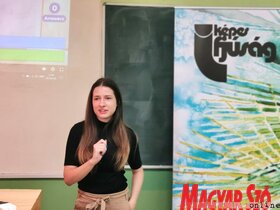 A Képes Ifjúság a topolyai Sinkovics József Műszaki Középiskolában